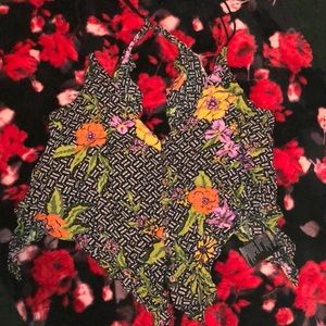 Ecote Backless Floral Crop Top